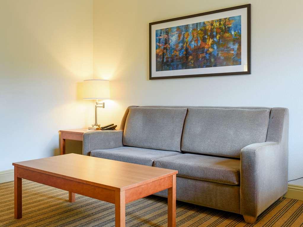 Comfort Suites Baton Rouge South I-10 Номер фото